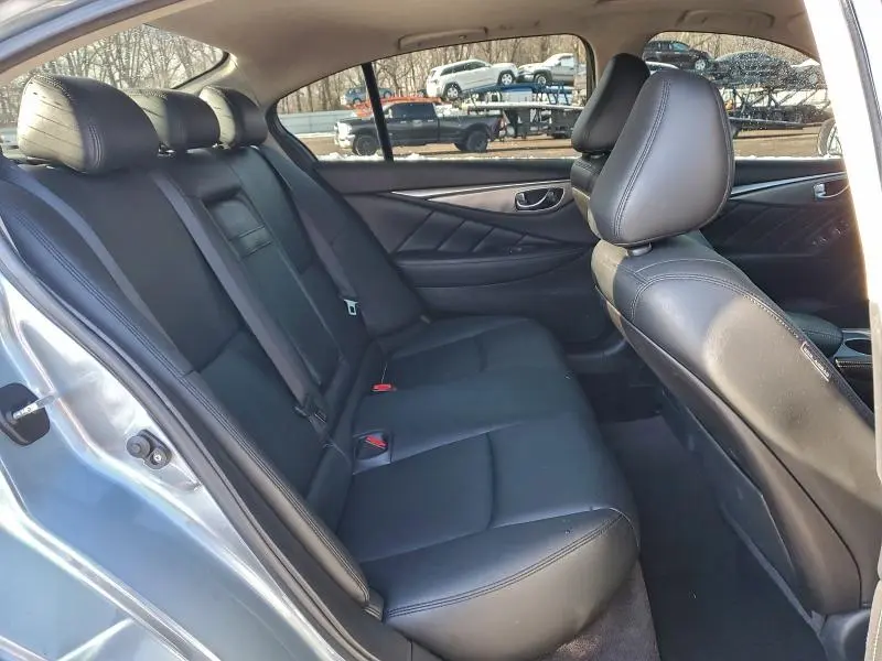 2016 INFINITI Q50 PREMIUM  