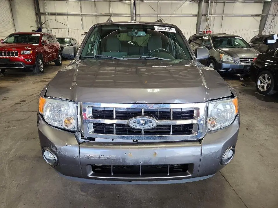 2012 FORD ESCAPE XLT  
