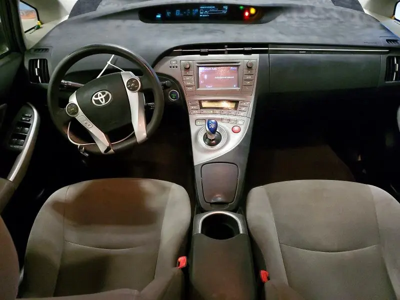 2013 TOYOTA PRIUS   