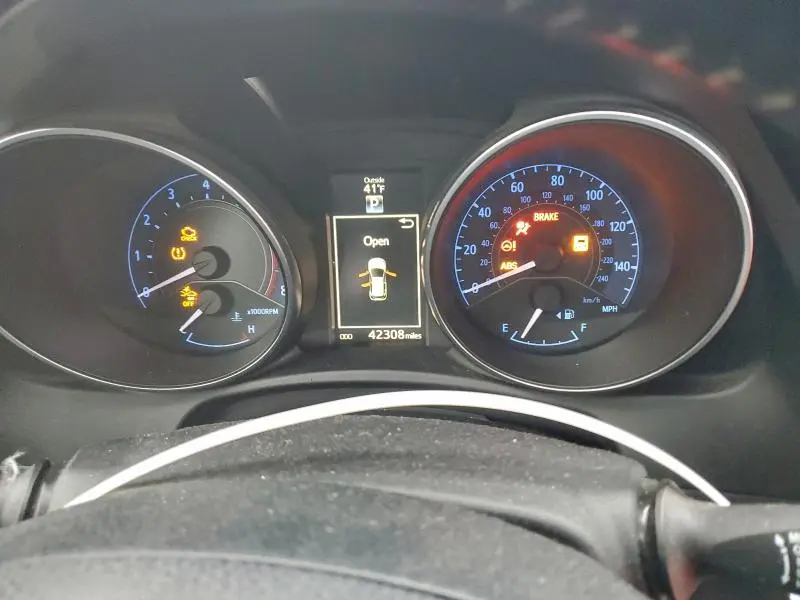 2018 TOYOTA COROLLA IM   