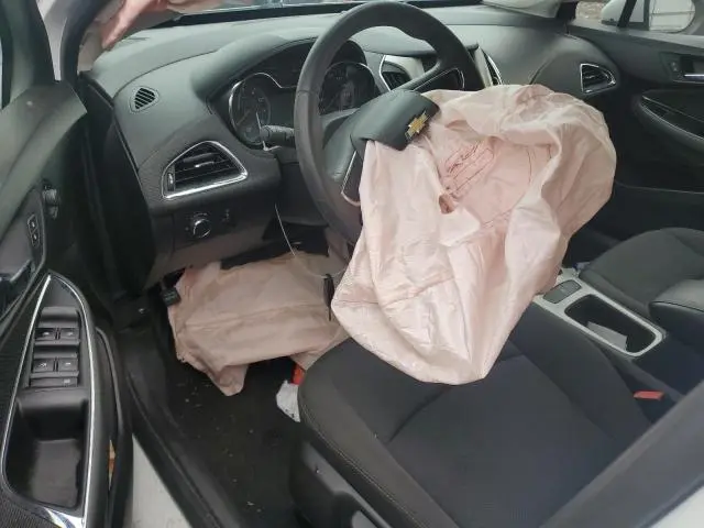 2016 CHEVROLET CRUZE LS  