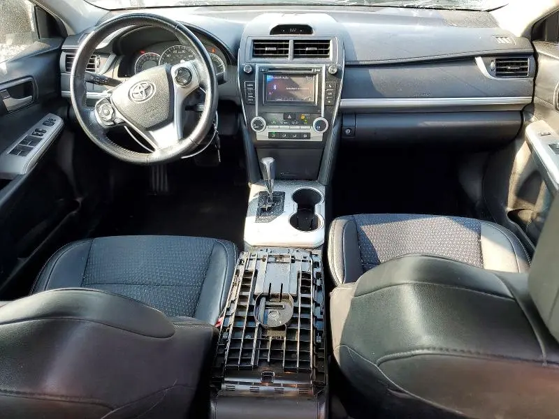 2014 TOYOTA CAMRY SE  