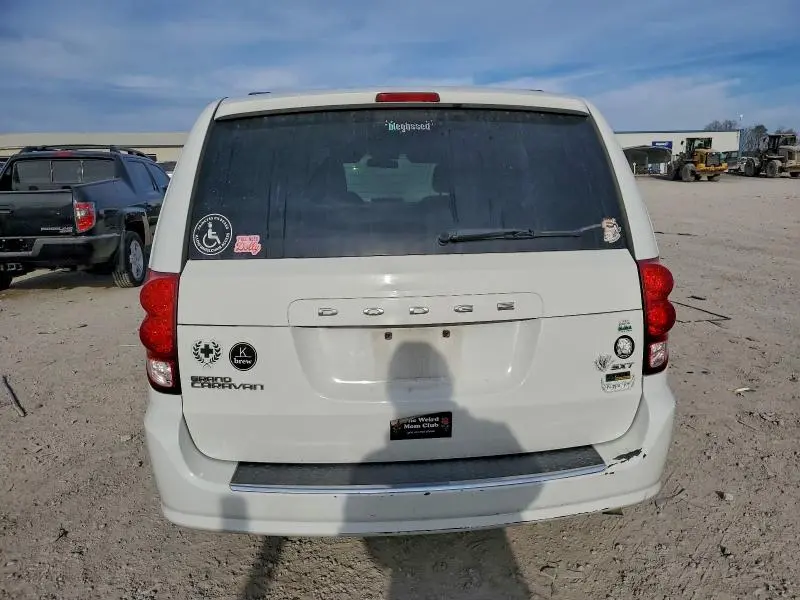 2016 DODGE GRAND CARAVAN SXT  