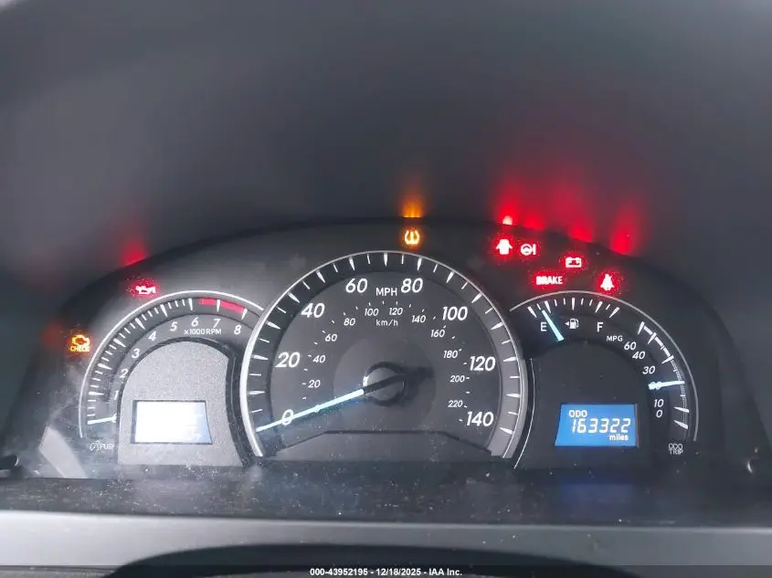 2013 TOYOTA CAMRY LE