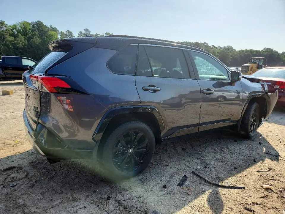 2022 TOYOTA RAV4 XSE  