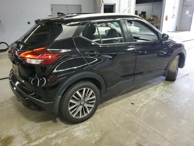 2021 NISSAN KICKS SV  