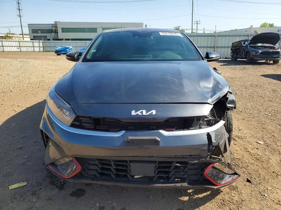 2023 KIA FORTE GT LINE  
