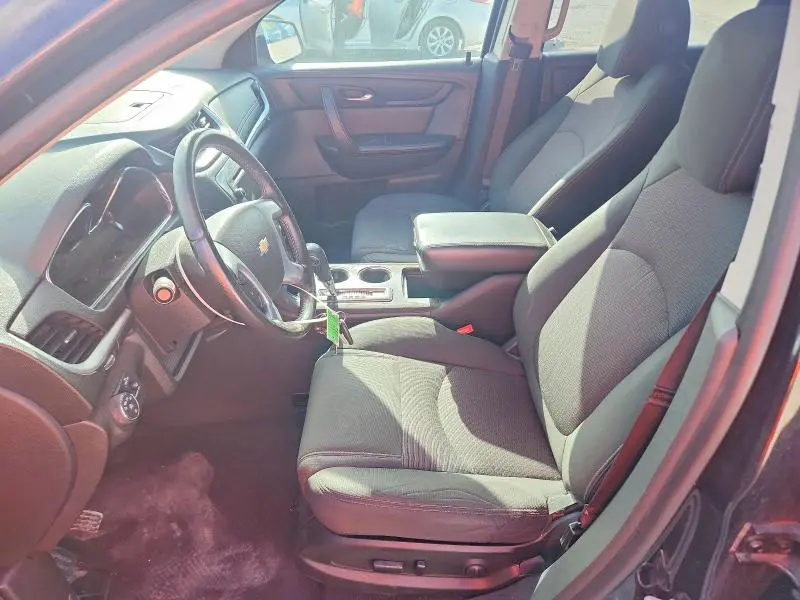 2016 CHEVROLET TRAVERSE LT  