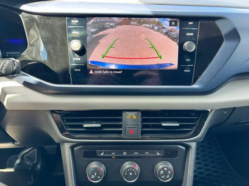 2022 VOLKSWAGEN TAOS SE  