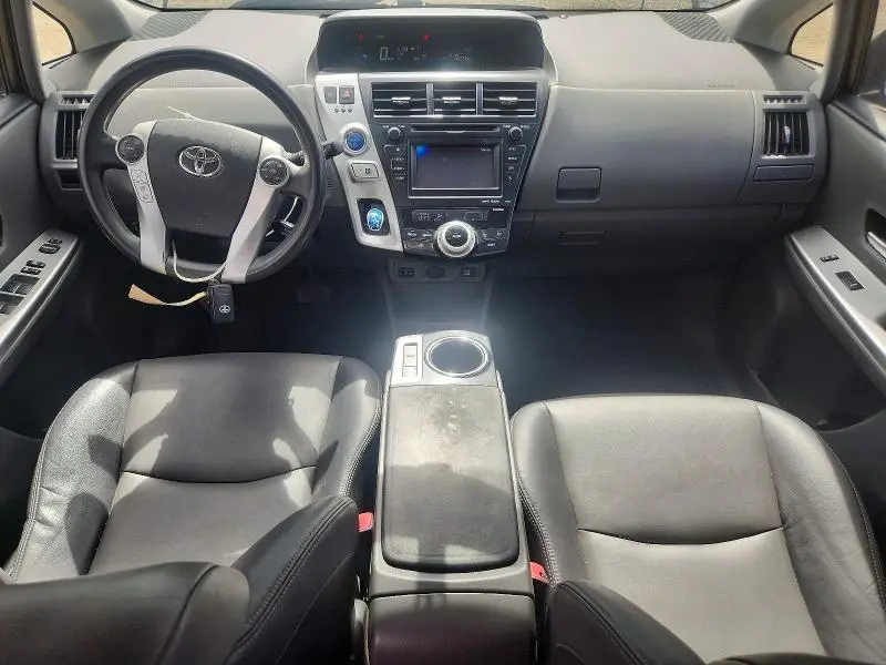 2012 TOYOTA PRIUS V FIVE  