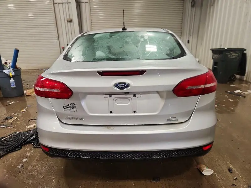 2017 FORD FOCUS SE  