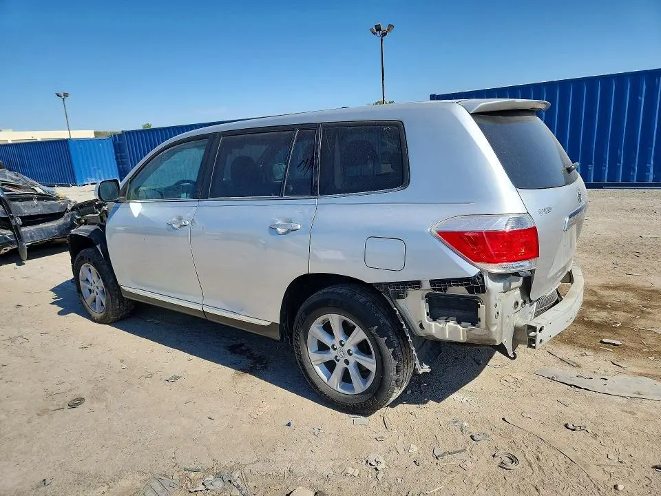 2013 TOYOTA HIGHLANDER BASE  