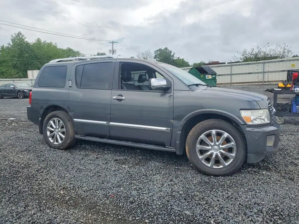 2010 INFINITI QX56 BASE  