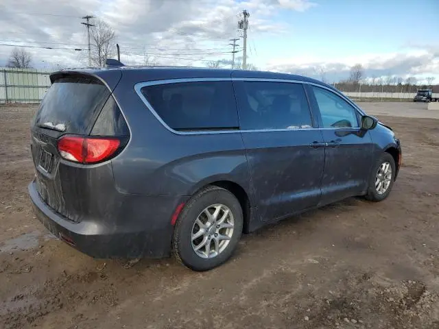 2017 CHRYSLER PACIFICA LX  