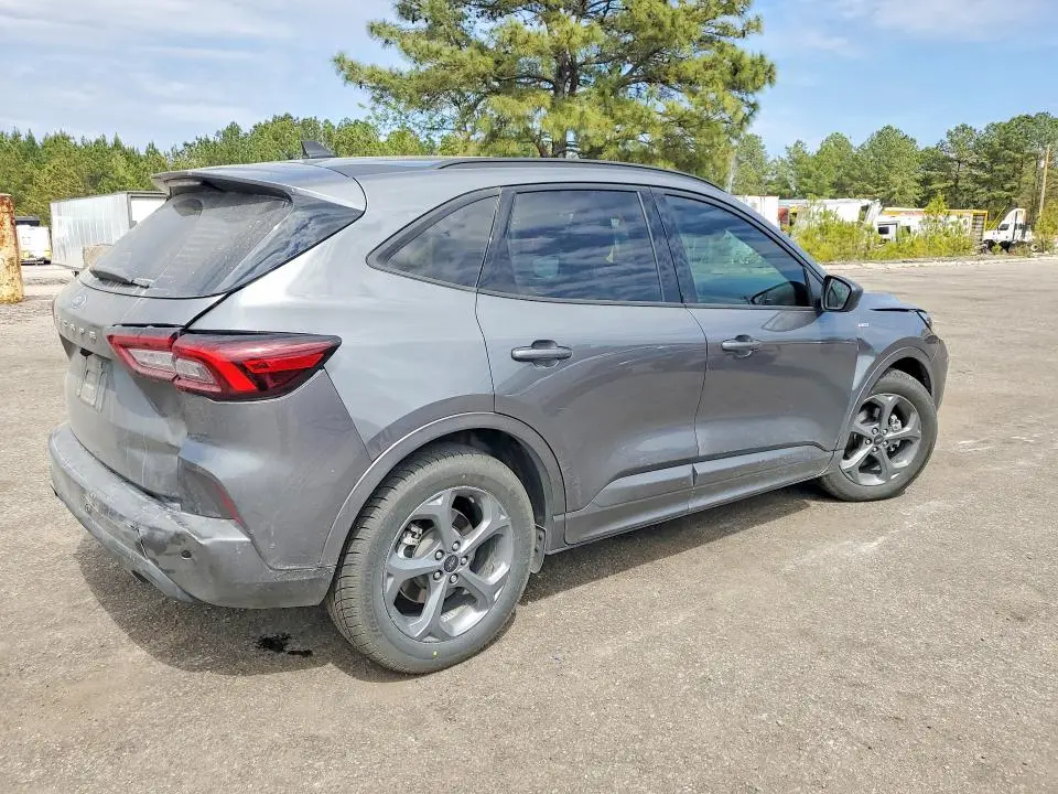 2023 FORD ESCAPE ST LINE  