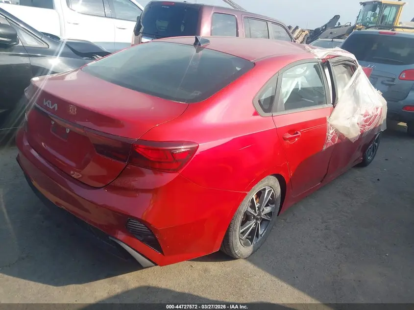 2024 KIA FORTE LXS
