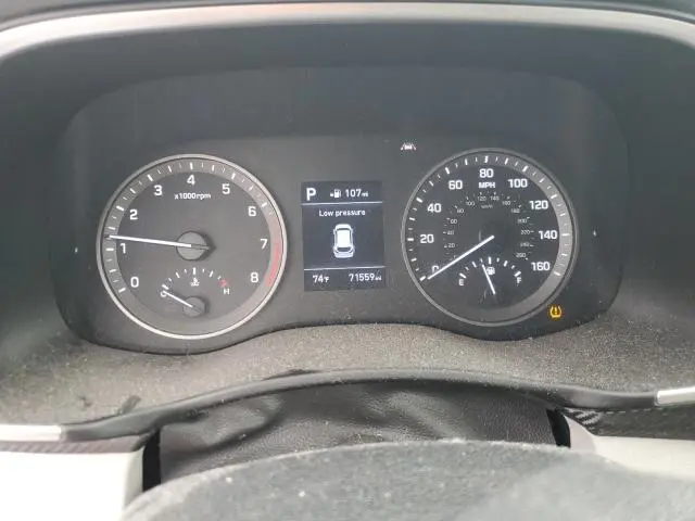 2019 HYUNDAI TUCSON SE  