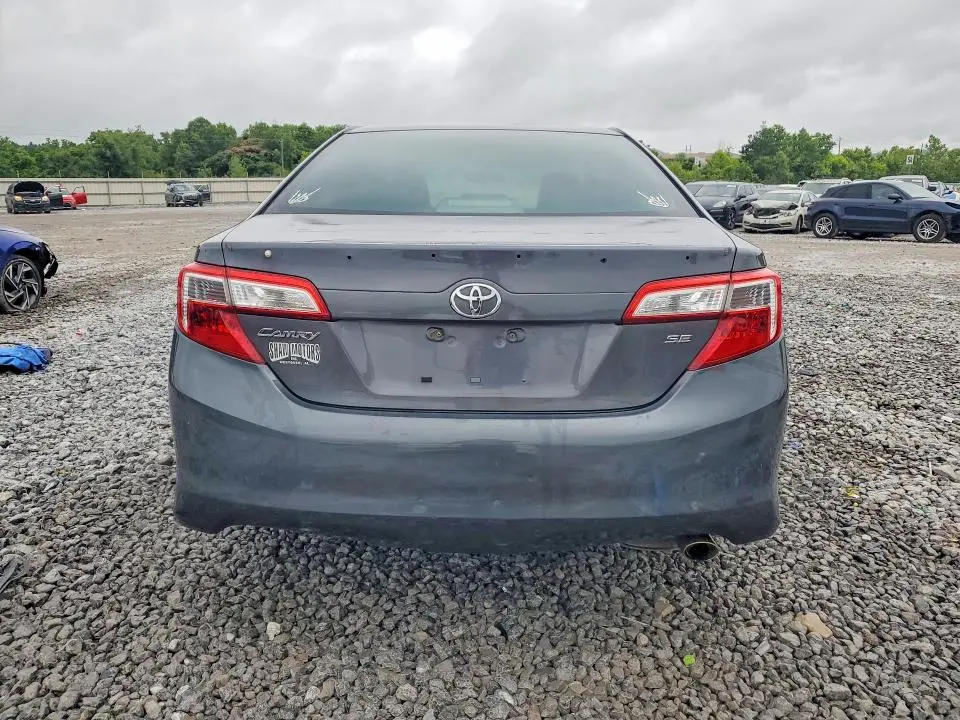2012 TOYOTA CAMRY SE  
