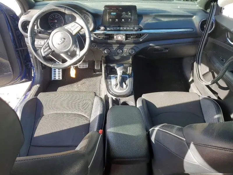 2021 KIA FORTE GT LINE  