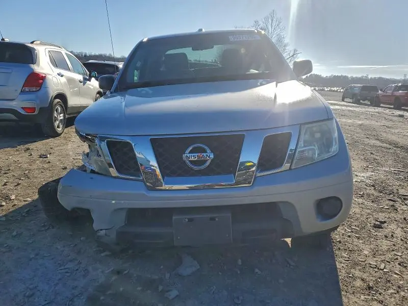 2013 NISSAN FRONTIER S  