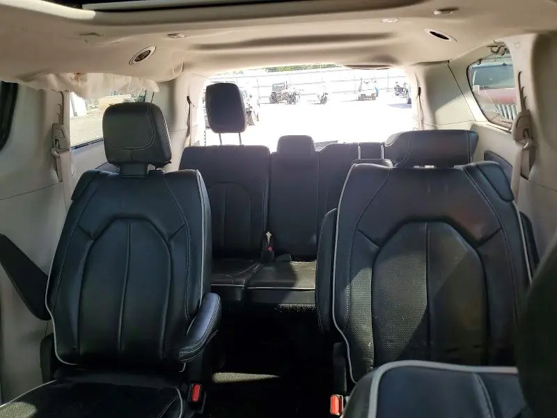 2022 CHRYSLER PACIFICA LIMITED  