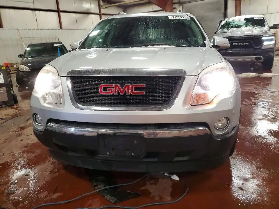 2012 GMC ACADIA SLT-2  