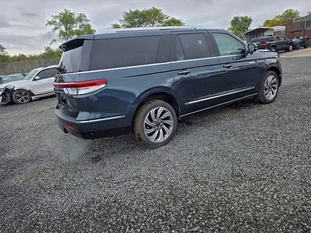 2022 LINCOLN NAVIGATOR L RESERVE  