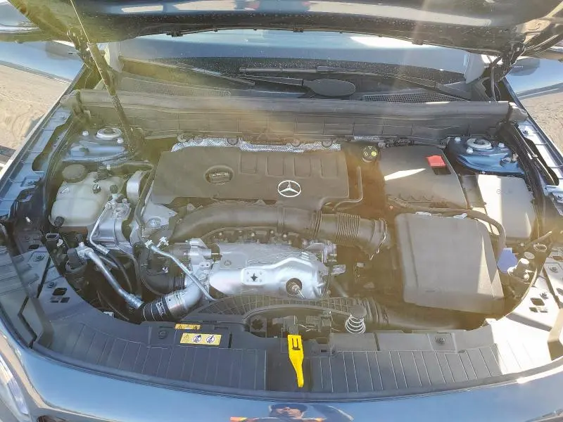 2022 MERCEDES-BENZ GLB 250  