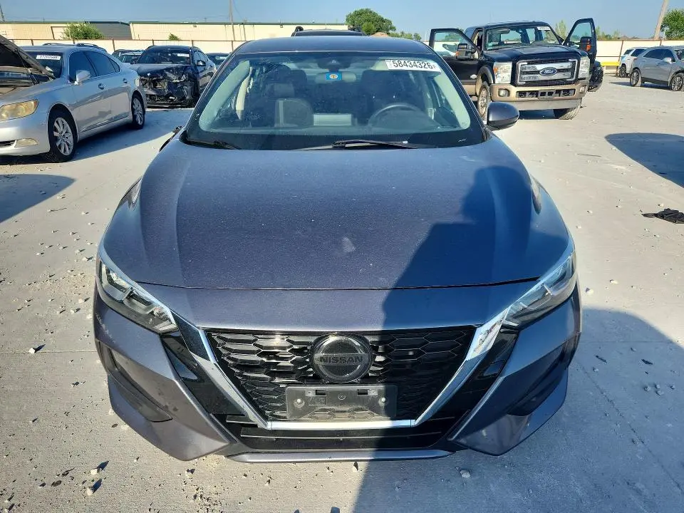 2020 NISSAN SENTRA SV  