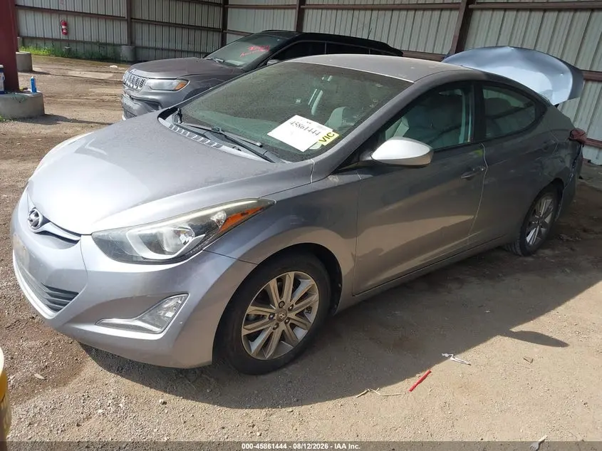 2016 HYUNDAI ELANTRA SE