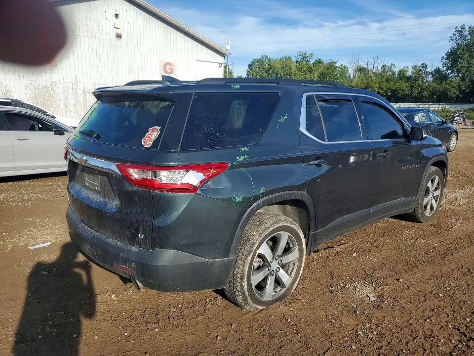 2021 CHEVROLET TRAVERSE LT  