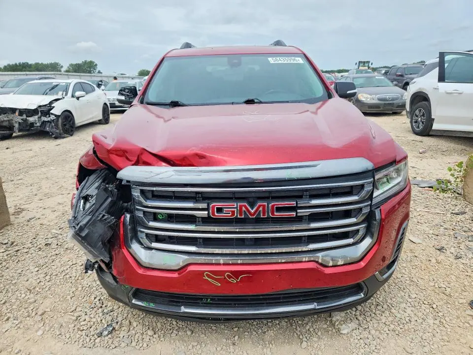 2021 GMC ACADIA AT4  