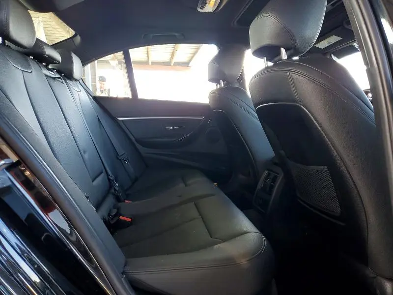 2018 BMW 330E   