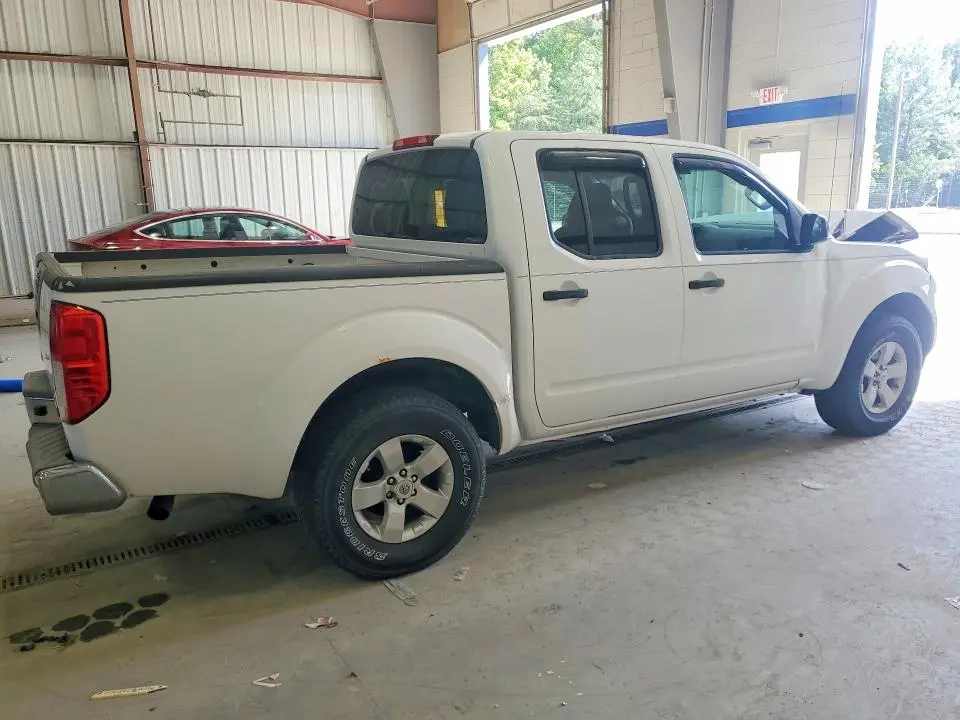 2012 NISSAN FRONTIER S  