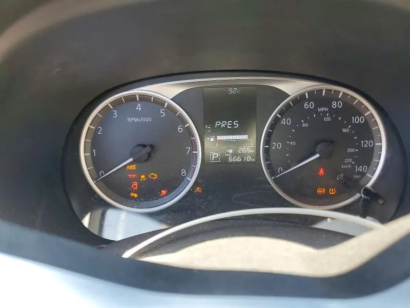 2019 NISSAN KICKS S  