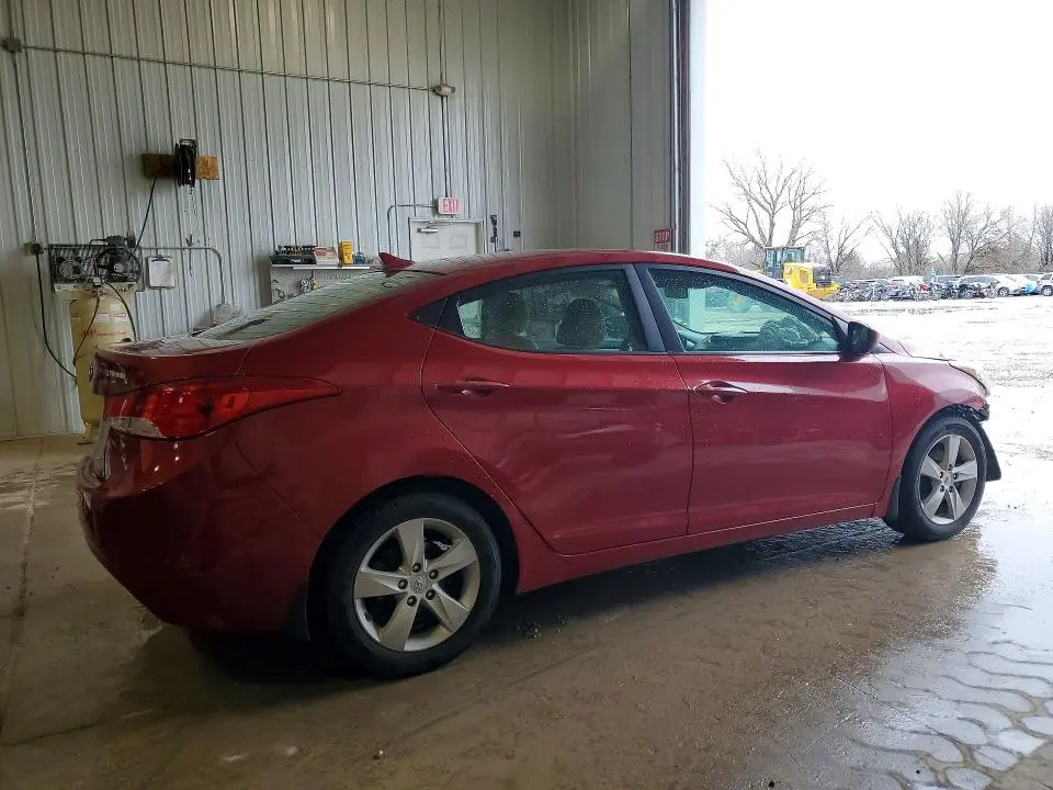 2013 HYUNDAI ELANTRA GLS  