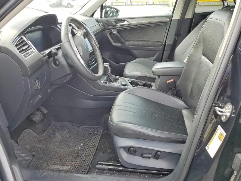 2022 VOLKSWAGEN TIGUAN SE  