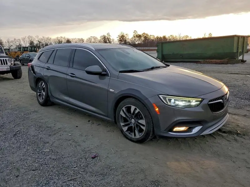 2018 BUICK REGAL TOURX ESSENCE  
