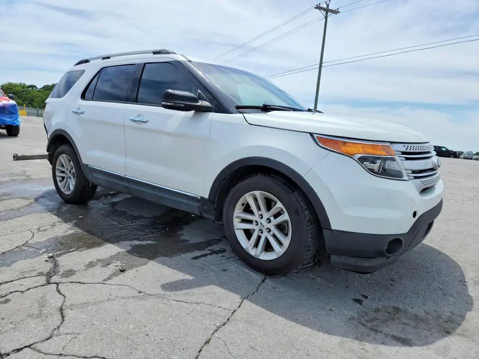 2013 FORD EXPLORER XLT  