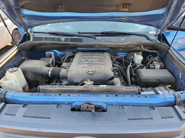 2016 TOYOTA TUNDRA CREWMAX SR5  