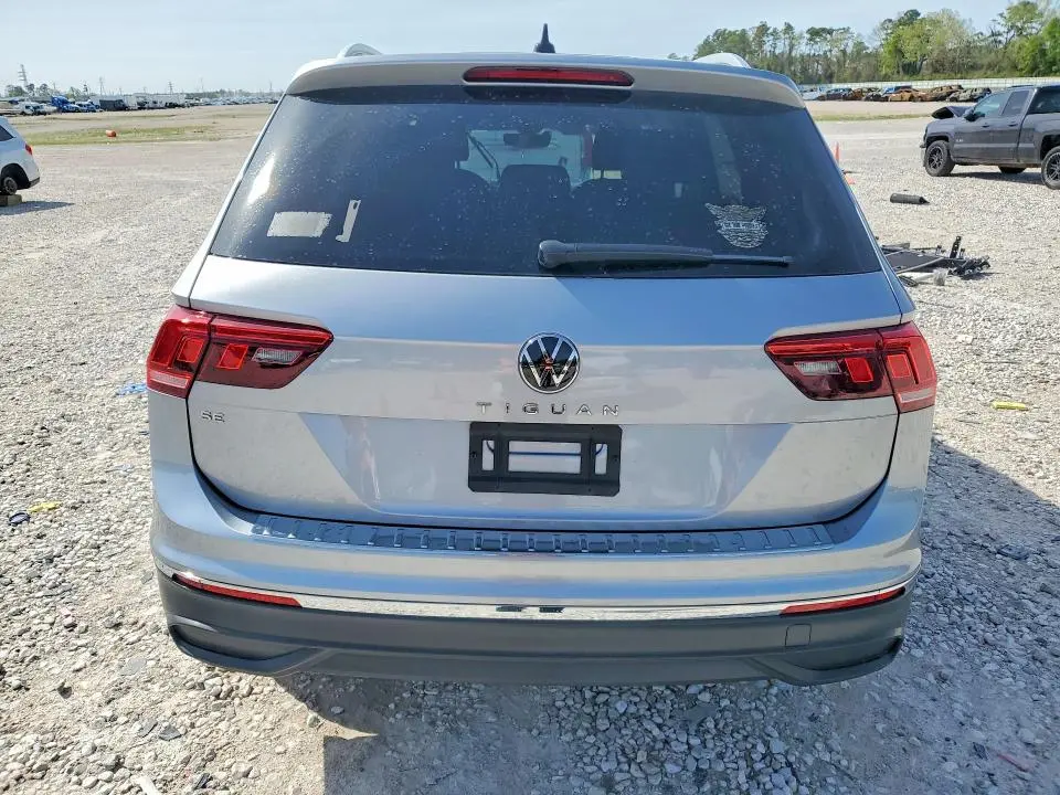 2023 VOLKSWAGEN TIGUAN SE  