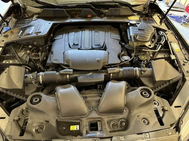 2011 JAGUAR XJL   