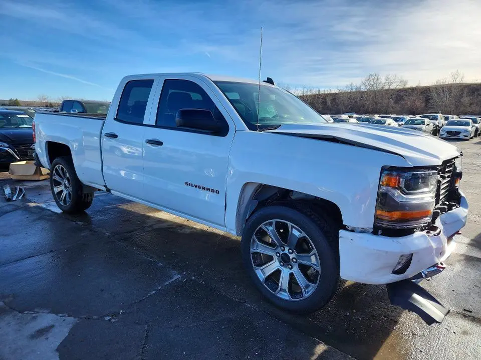 2017 CHEVROLET SILVERADO K1500 LT  