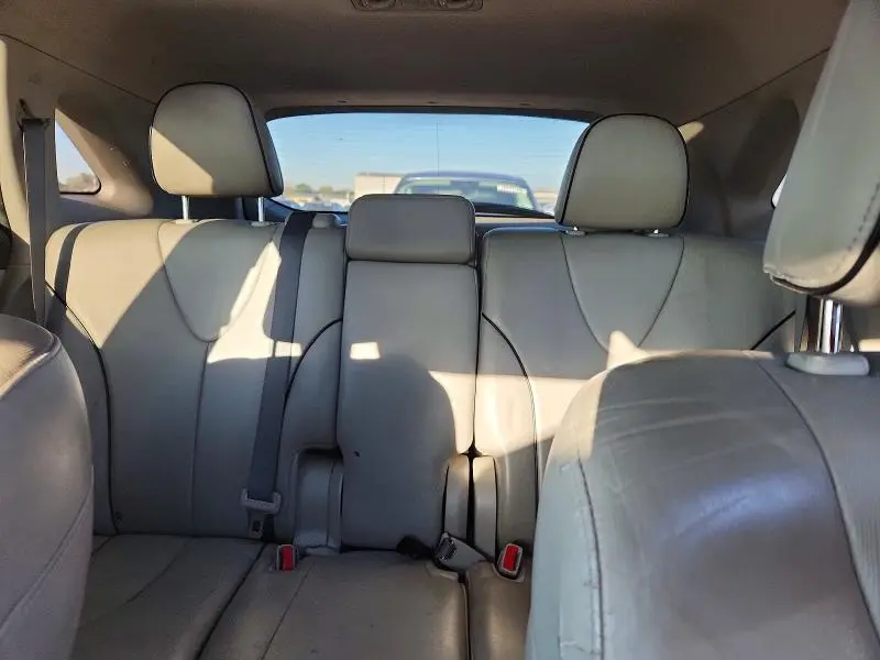 2011 TOYOTA VENZA AWD 4CYL  