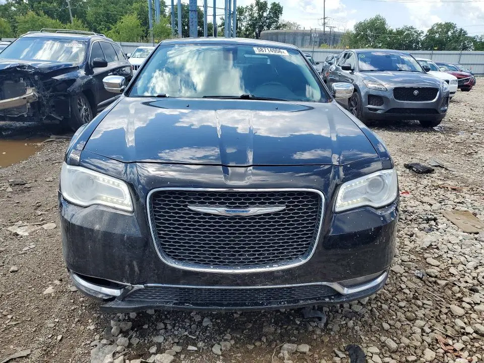 2016 CHRYSLER 300C   