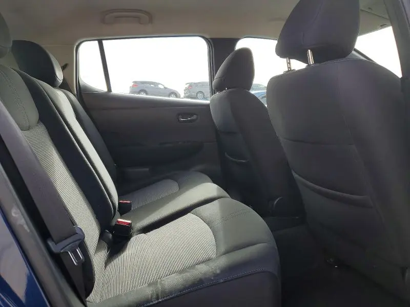 2018 NISSAN LEAF S  