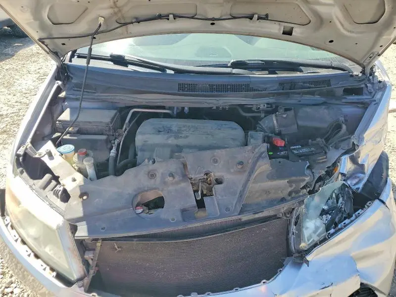 2011 HONDA ODYSSEY LX  