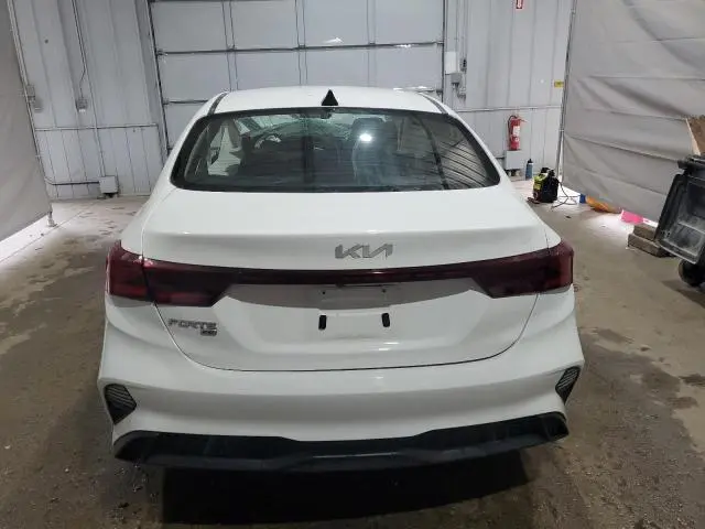 2022 KIA FORTE FE  