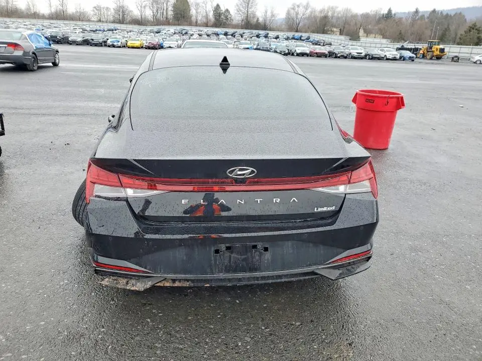 2022 HYUNDAI ELANTRA LIMITED  