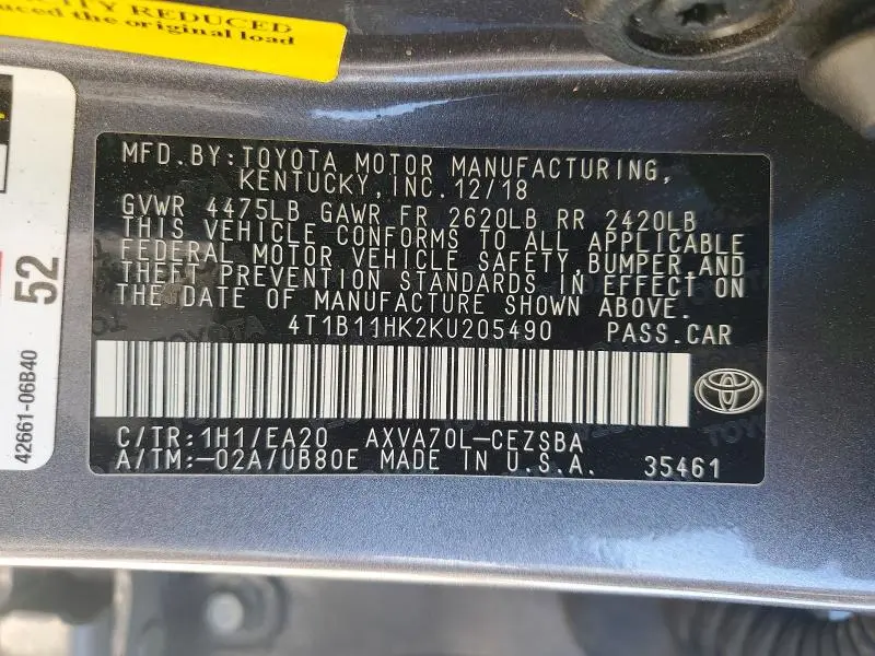 2019 TOYOTA CAMRY SE  